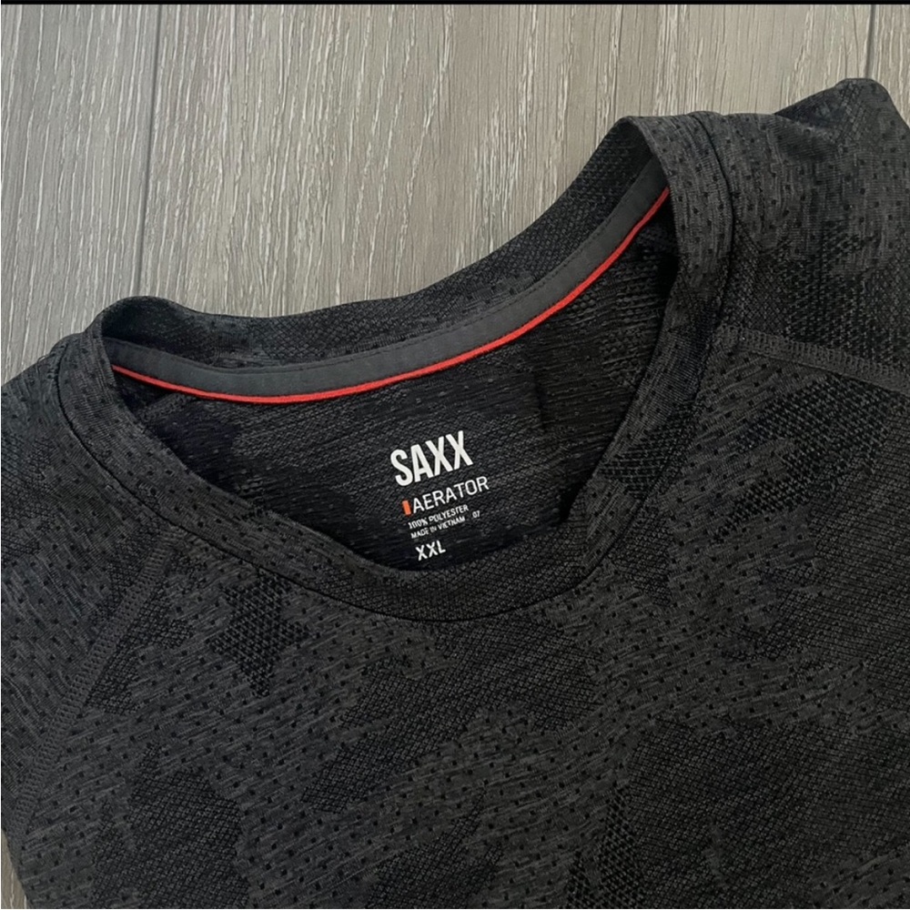 Saxx Aerator Camo Tech T-Shirt Size XXL - Picture 3 of 6